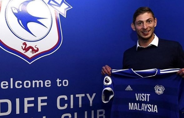 La última foto de Emiliano Sala antes de que desapareciera el avión en el que viajaba | Internacionales