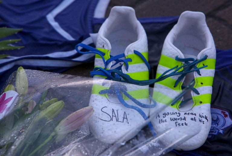 Reanudan la búsqueda de Emiliano Sala tras una colecta de fondos en Internet | Actualidad