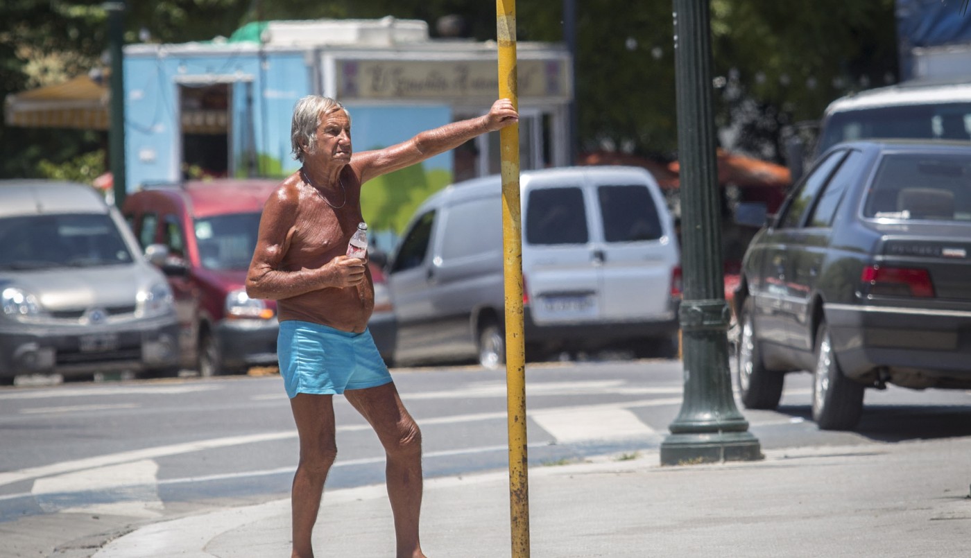 Alerta naranja en la Ciudad de Buenos Aires: altas temperatura y lluvias | Actualidad