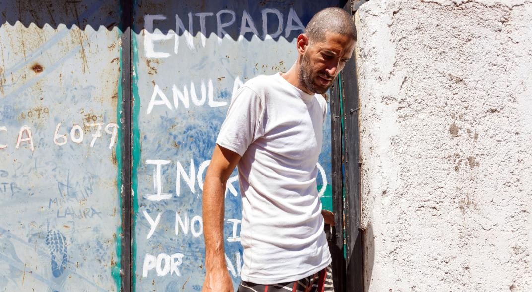 Gil Pereg, acusado de matar a su madre y a su tía, se niega a comer | Actualidad