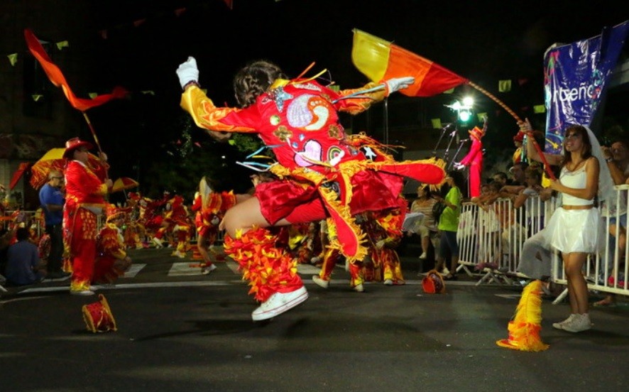 Comienza el carnaval con 25 corsos en las calles de Buenos Aires | Actualidad