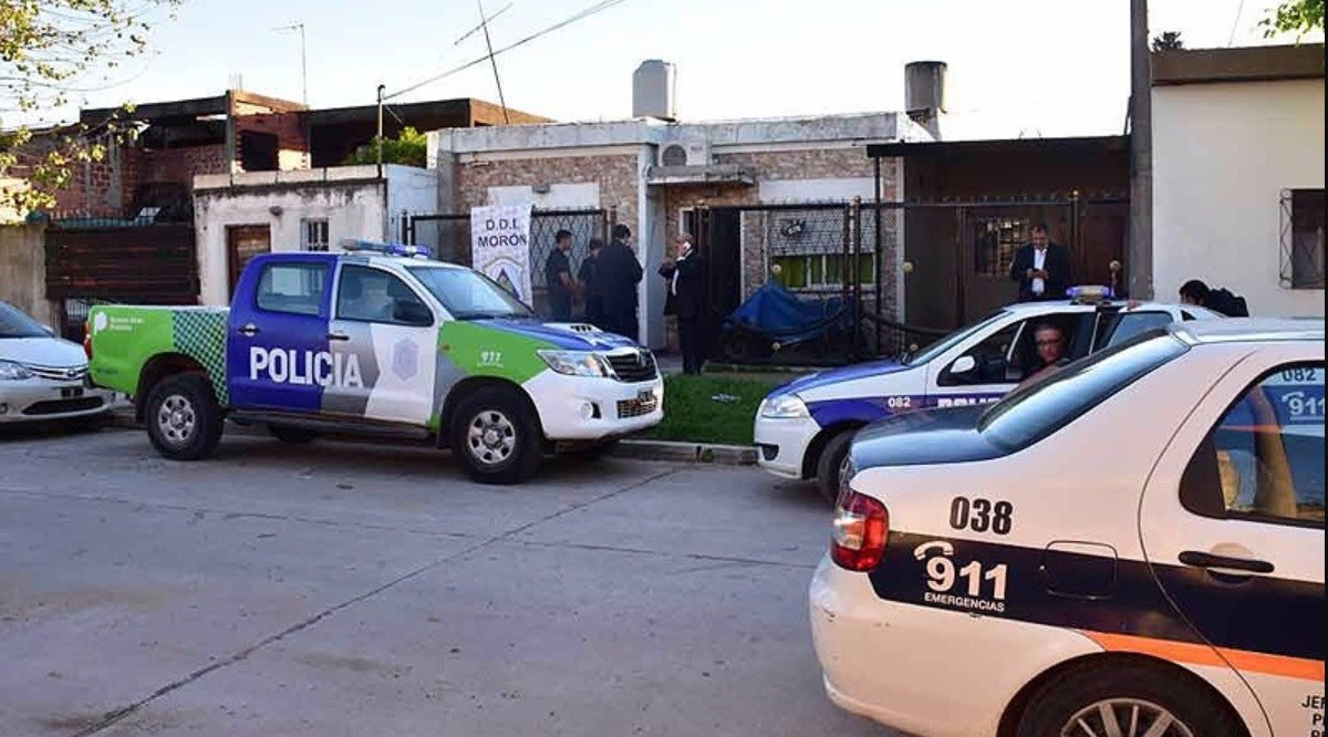 Arrestaron a cuatro policías por inventar operativos, falsificar pruebas y robar | Actualidad