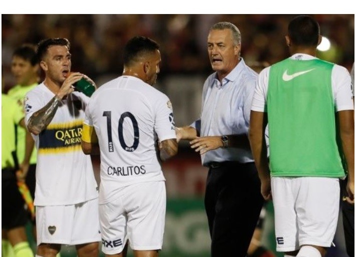 "La salida de Tevez es estratégica": Alfaro se inclinó por Zárate | Deportes