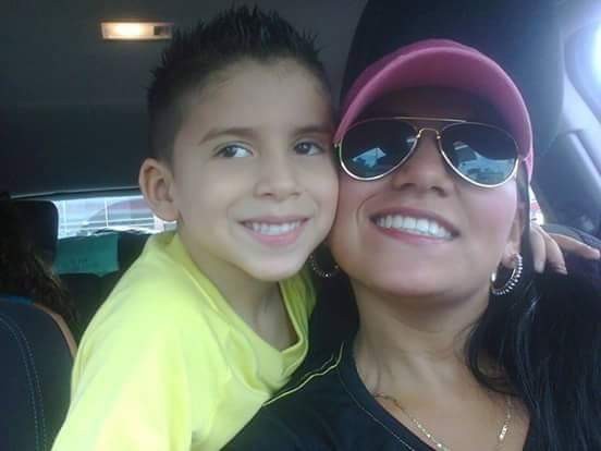 Cómo fueron los últimos minutos de la mujer que se arrojó de un puente junto a su hijo de 10 años | Internacionales