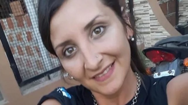 Murió una joven que se había golpeado la cabeza con el juego de la "lona enjabonada" durante su cumpleaños | Actualidad