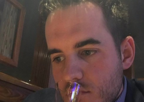 Fingió que lo dejaban plantado en San Valentín para no pagar la cena: lo contó en Twitter y se volvió viral | Redes