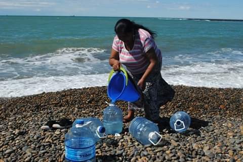 Vecinos patagónicos sin agua exigen suspender el pago del servicio | Actualidad