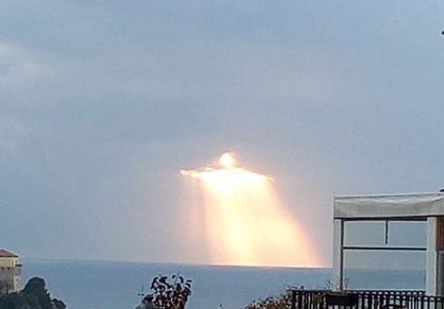 Misterio viral: ¿apareció Jesús en el cielo de un pueblo Italia? | Curiosidades