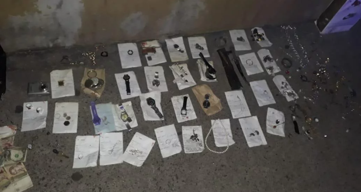 Detuvieron a un ladrón que entró a robar a una joyería y se llevó más de 50 alhajas | Actualidad