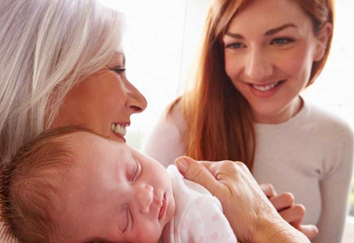 Una mujer denunció que su suegra le cambió el nombre a su bebé, mientras se recuperaba del parto | Curiosidades