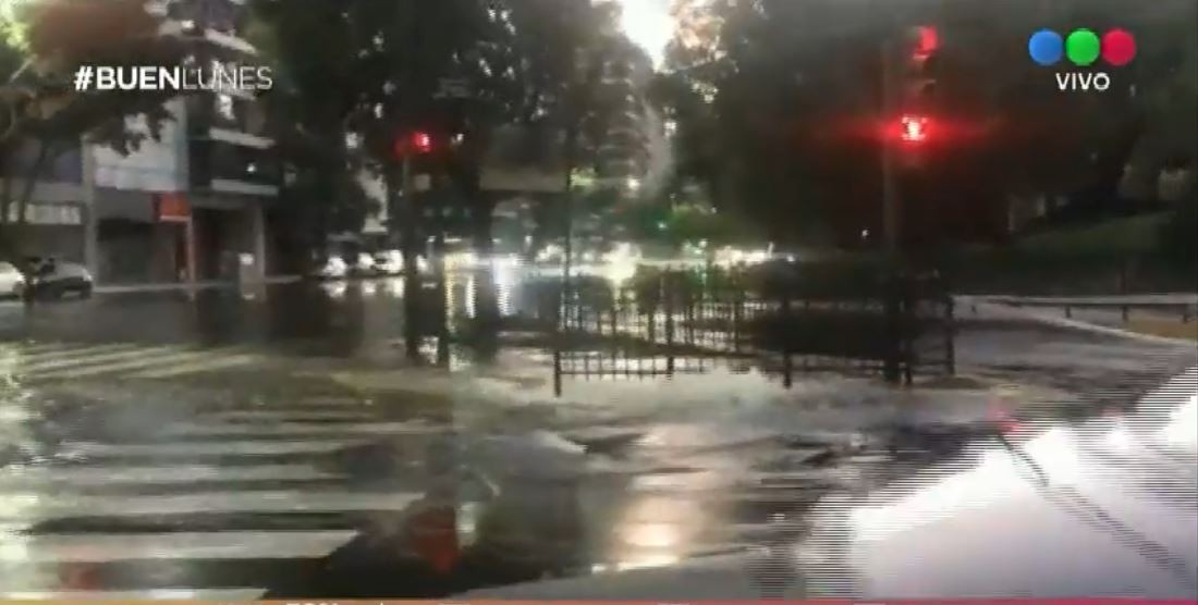 Se rompió un caño maestro en Salguero y Las Heras | Actualidad