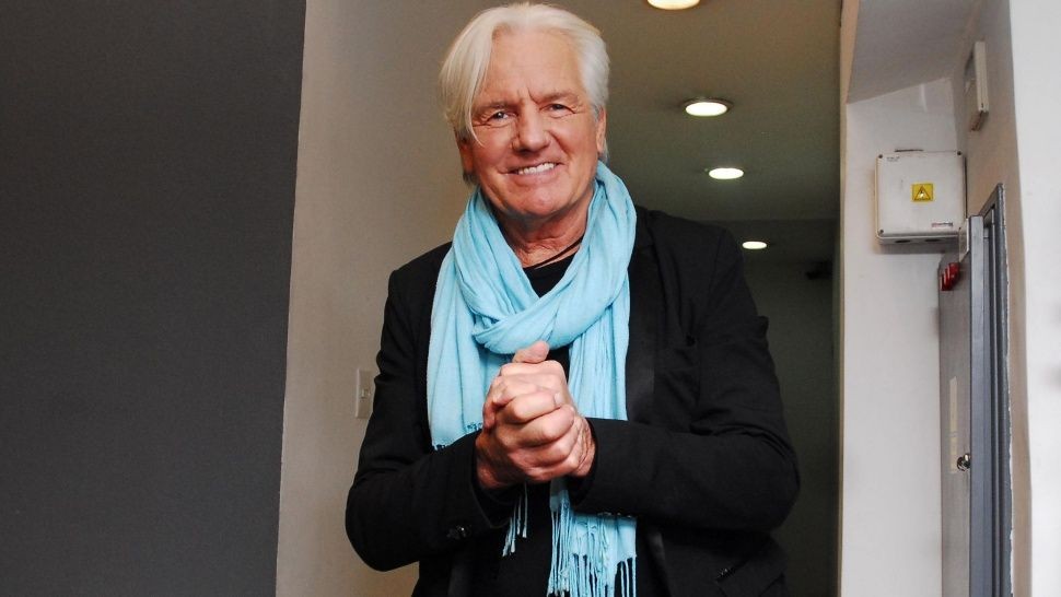 Sergio Denis: "Conservó la mejoría, pero sigue en estado crítico" | Espectáculos