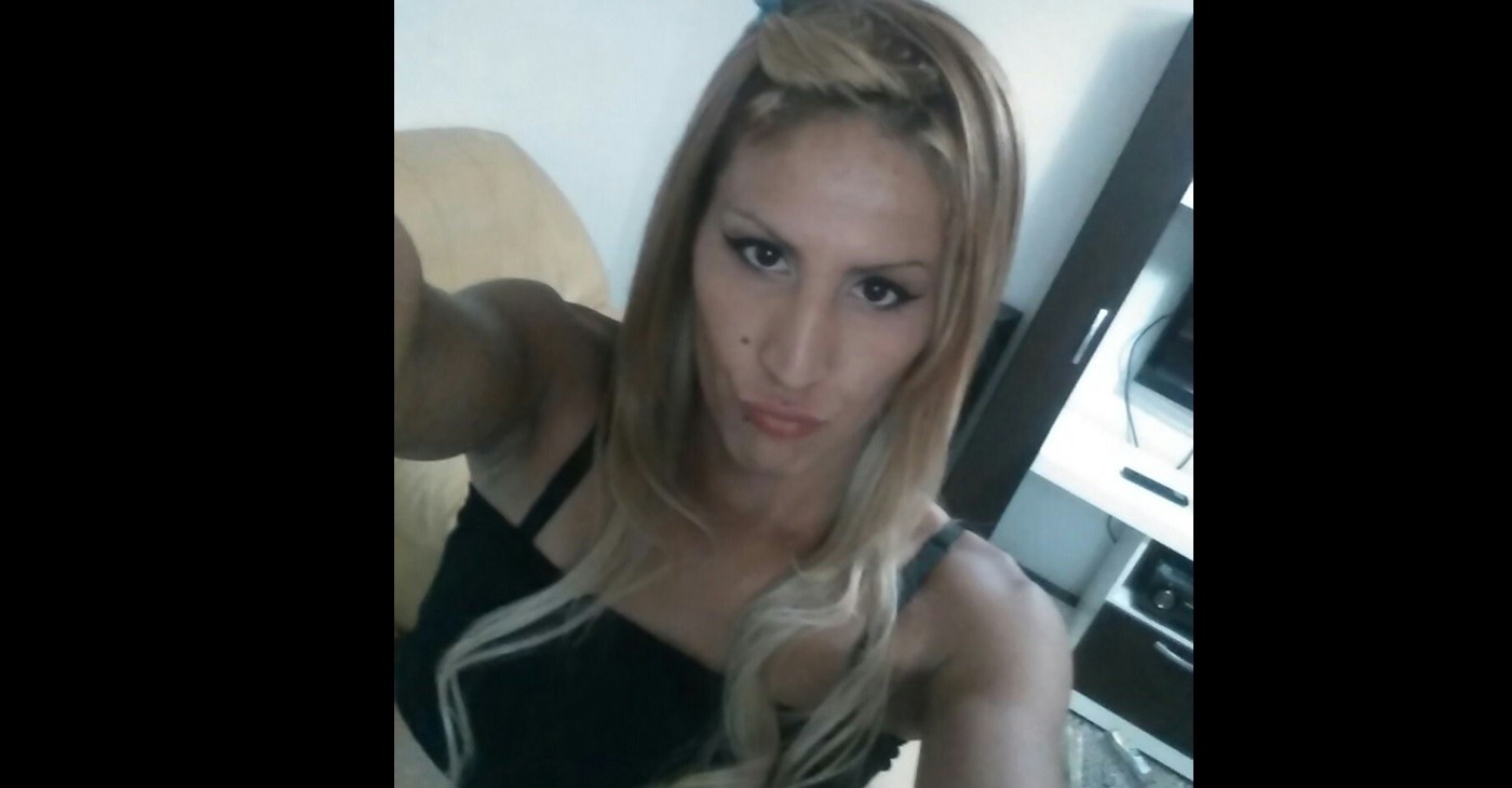 Una chica trans destrozó la camioneta de un cliente deudor y le pegó a un policía | Actualidad