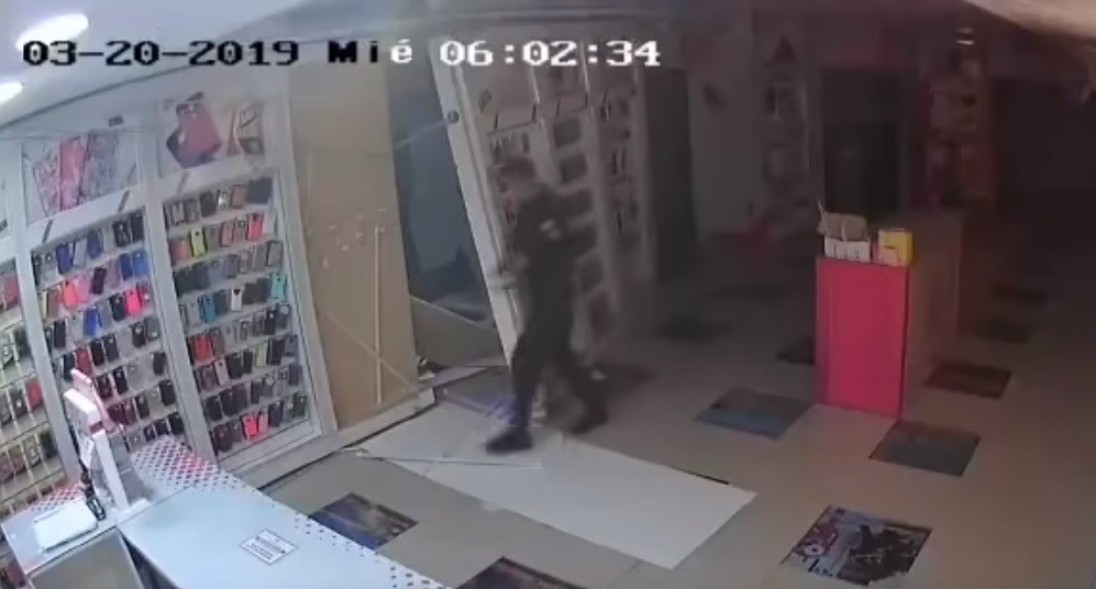 Policía robó en un local que estaba custodiando después de haber sido asaltado | Actualidad