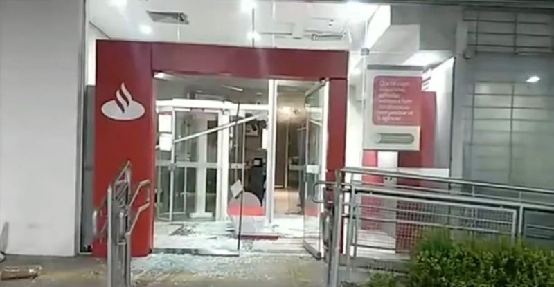 Al menos 11 muertos en un intento de robo a dos bancos en San Pablo | Internacionales