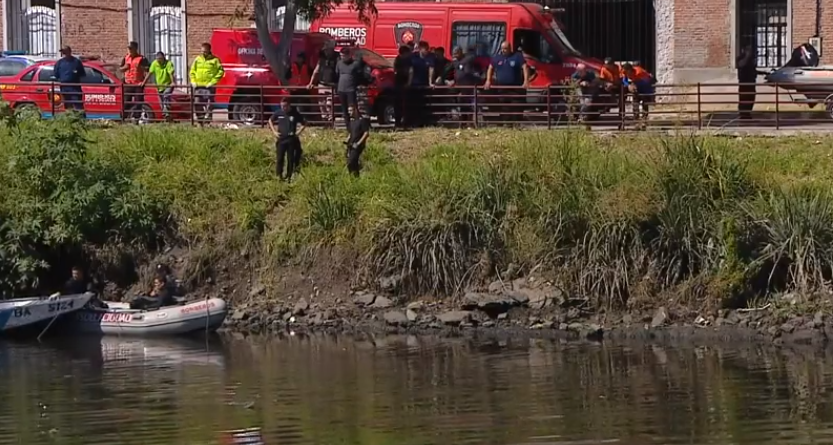 Encontraron el cuerpo del nene que iba en el auto que cayó al Riachuelo | Actualidad