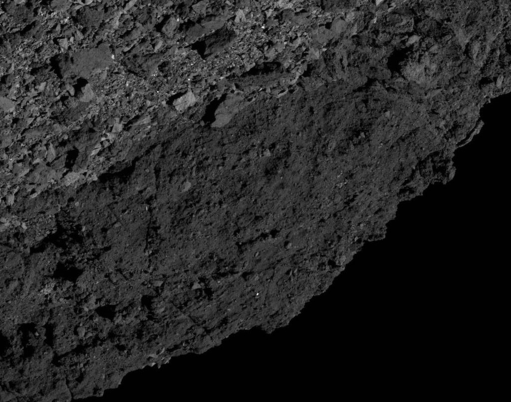 NASA revela fotos de Bennu, el asteroide que podría chocar contra la Tierra | Internacionales