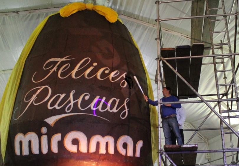 Miramar prepara el huevo de Pascua más grande del mundo | Actualidad
