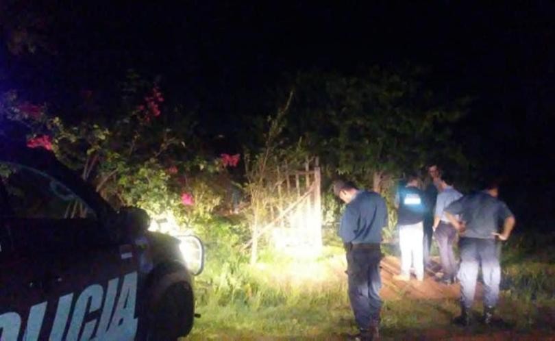 Invitó a dos hermanitos de 5 y 8 años a comer huevos de pascua y los atacó a machetazos | Actualidad