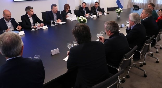 Macri reunió a sus ministros: "Hay que llevar tranquilidad a la gente en medio de los sacudones" | Política