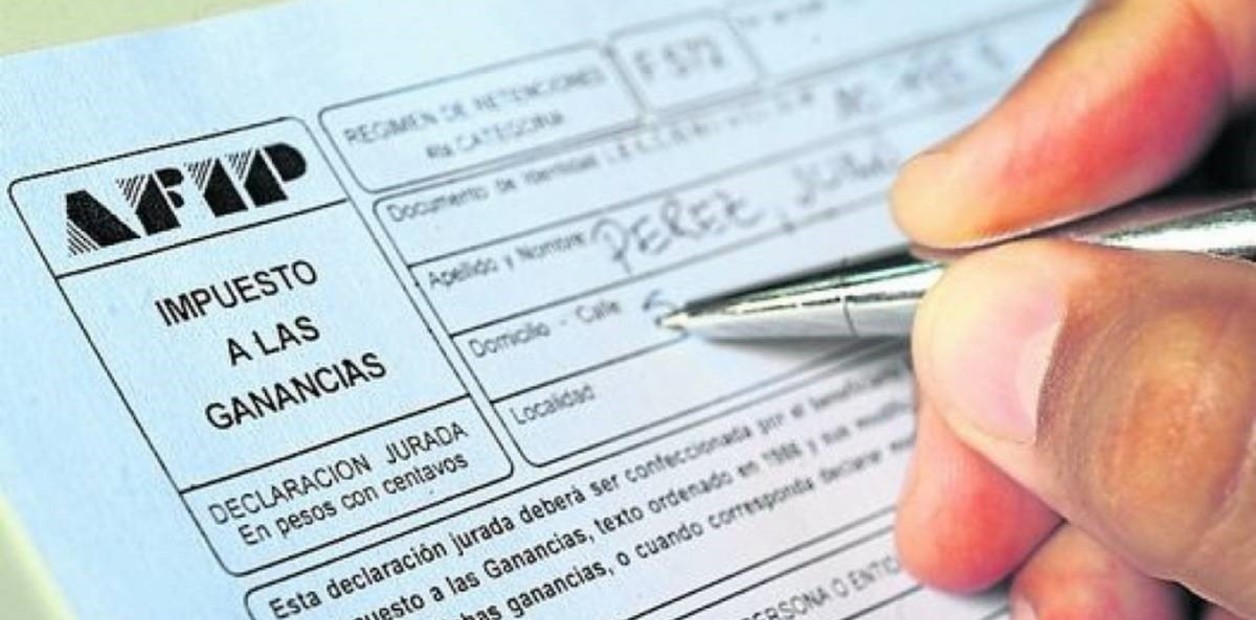 Analizan cambios en Ganancias para evitar el impacto en feriados y horas extras | Política