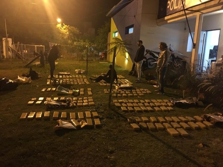 Lo detuvieron en la ruta 9 con casi 200 kilos de marihuana en el auto | Actualidad