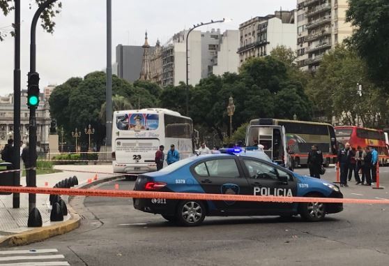 El diputado Héctor Olivares resultó gravemente herido en un ataque a metros del Congreso | Política