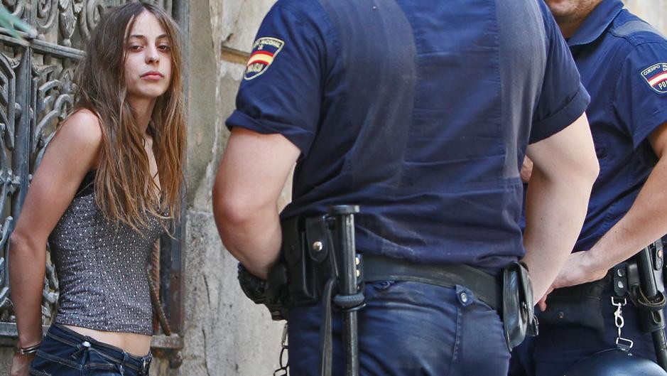 Mató a sus hijos de 5 años y 6 meses para "salvar sus almas" | Internacionales