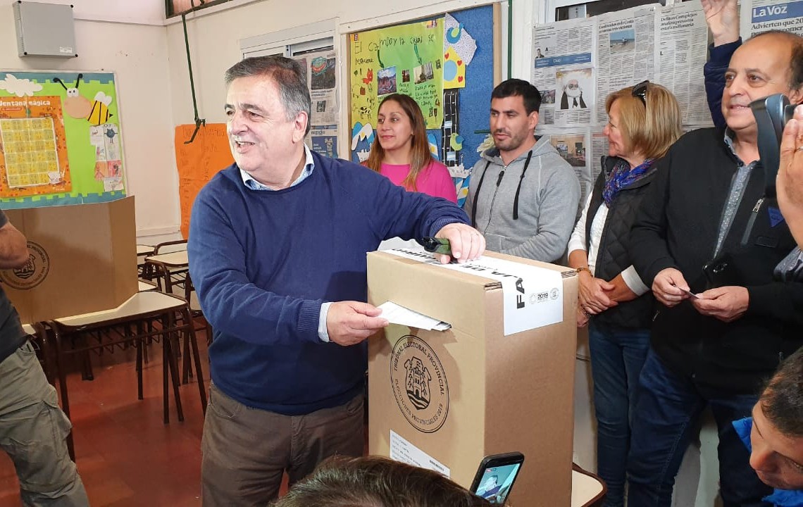 Negri votó en Córdoba: "No soy candidato del gobierno, soy el candidato de tres partidos" | Política