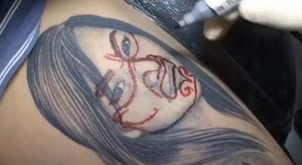 Zarpado viral: tenía tatuada la cara de su ex, pidió que se la tapen y el resultado final es de no creer | Redes