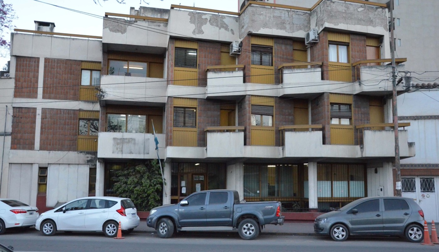 Imputaron a un policía por el femicidio de su pareja: había dicho que la mujer se había quitado la vida | Actualidad