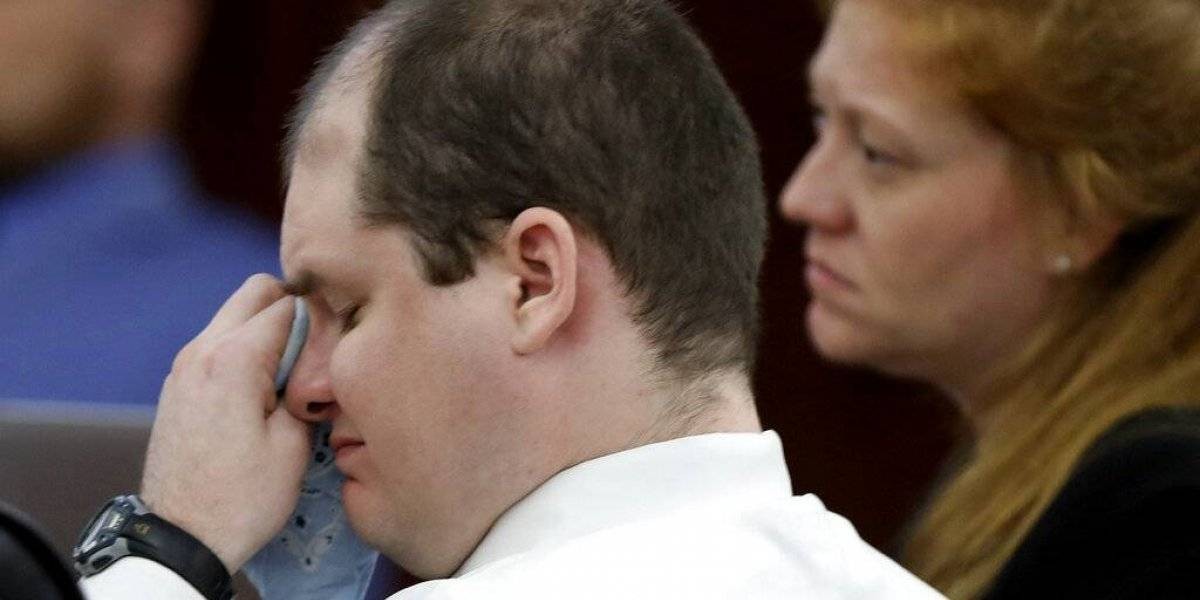 Mató a sus cinco hijos y ahora lloró en el Tribunal al ver sus fotos | Internacionales