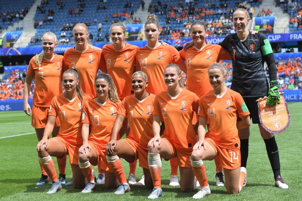 El look salvaje de la delantera holandesa que sorprende a todo el Mundial de Fútbol Femenino | Deportes