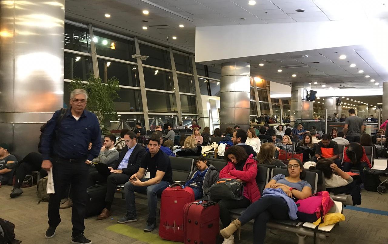 Demoras en Aeroparque por las condiciones climáticas | Actualidad