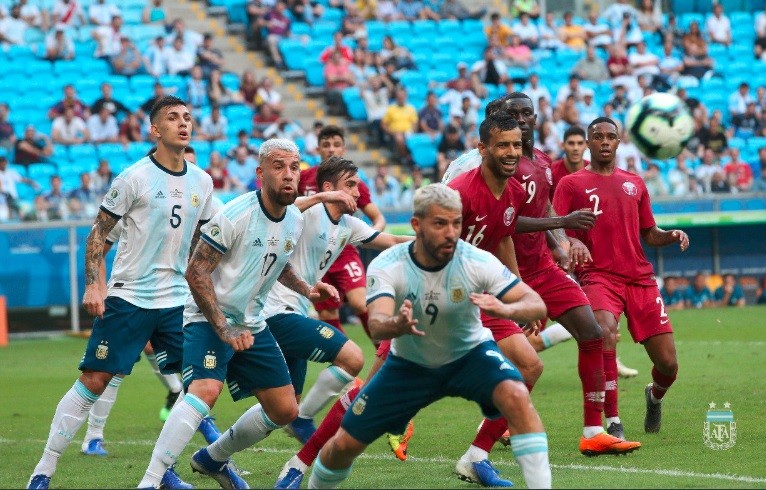 Copa América: Argentina le ganó 2-0 a Qatar y logra clasificar | Deportes