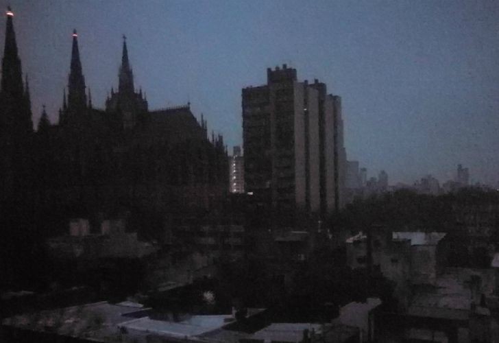 Apagón en La Plata: instalarán 40 generadores para restablecer el servicio eléctrico | Actualidad