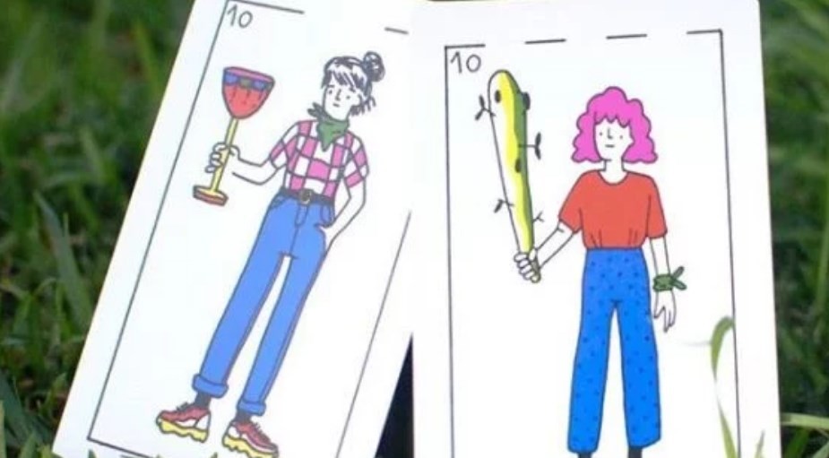 La historia de "Feminaipes", la baraja española feminista que la rompe en las redes sociales | Actualidad