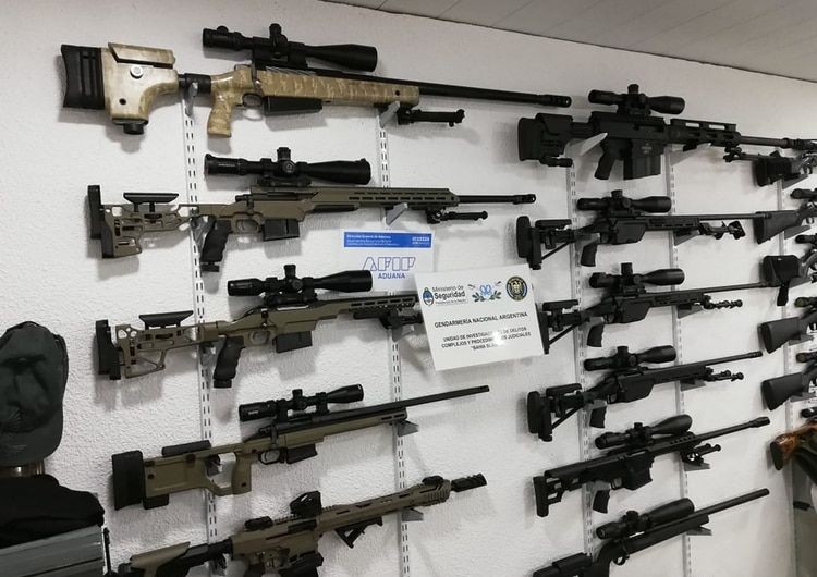 Cayó una megabanda que traficaba armas desde Argentina: 17 detenidos y 2.500 fusiles secuestrados | Actualidad