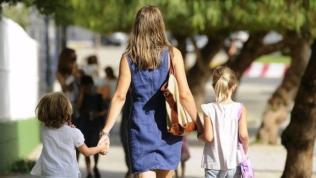 Mujeres trabajan más que varones: relevamiento incorpora empleo no remunerado | Actualidad