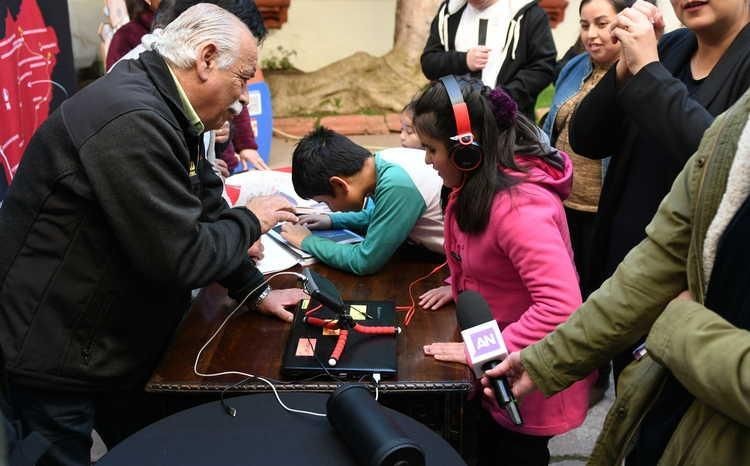 "Eclipse accesible": así podrán percibirlo personas ciegas o con disminución visual | Actualidad