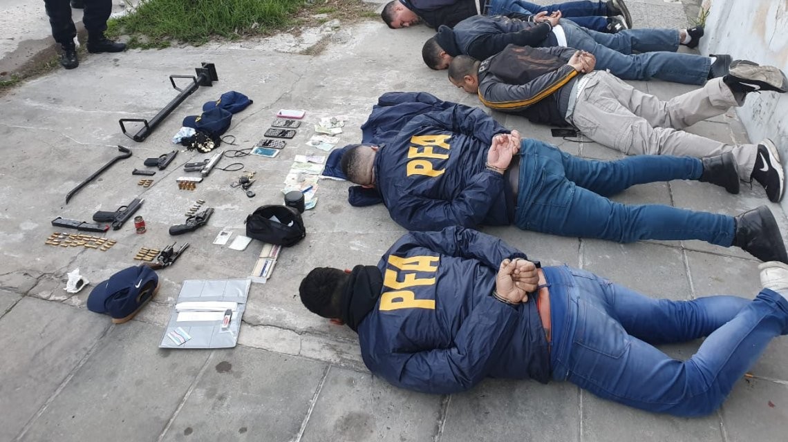 Detuvieron a falsos policías simulaban allanamientos para desvalijar viviendas | Actualidad