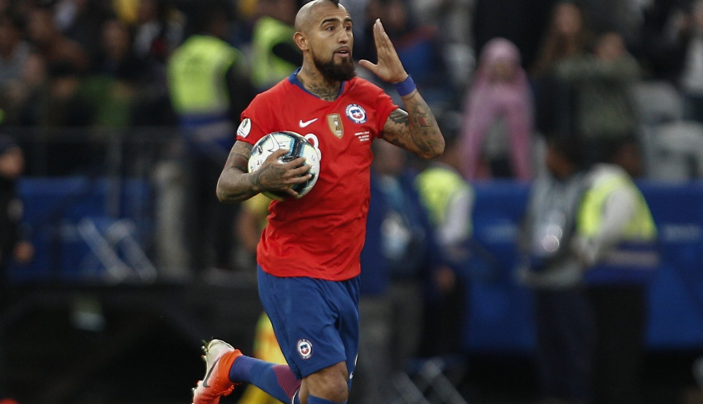 ¿Fue penal para Chile?: la polémica decisión del VAR en el triunfo de Argentina | Deportes