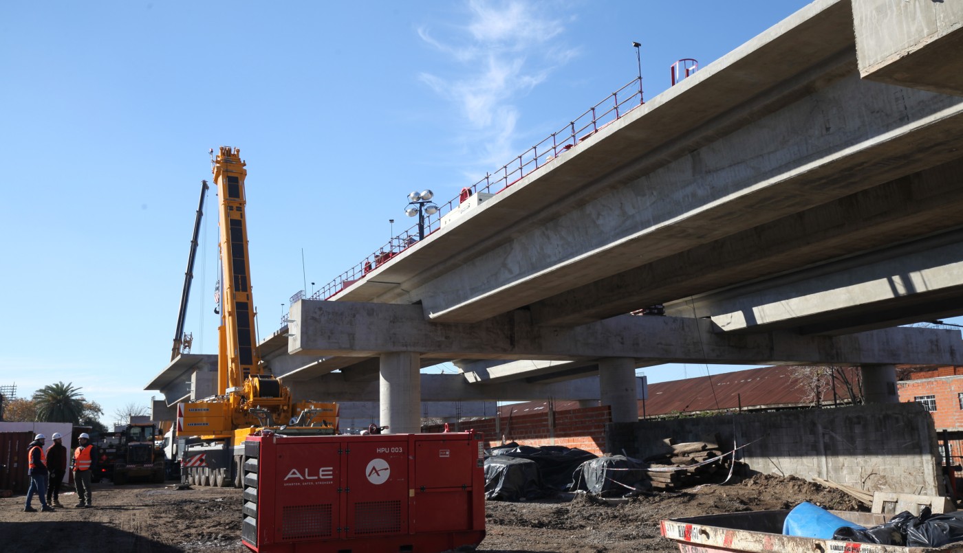 Inauguran viaducto del Tren San Martín | Actualidad