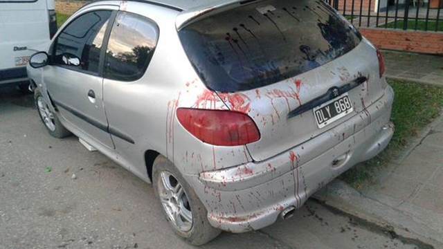 Se defendió de tres ladrones con una espada de samurai y dejó un baño de sangre | Actualidad