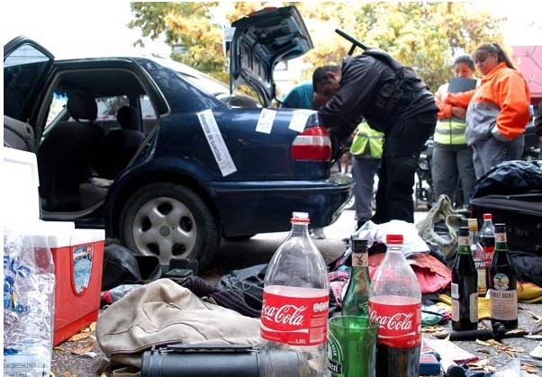 Con alcohol y armas, se atrincheraron cinco horas dentro de un auto en Cipolletti | Actualidad