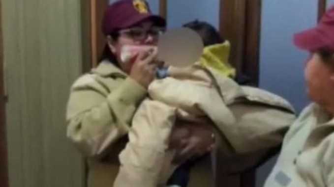 Rescatan a una beba cuando su mamá alcoholizada la estaba golpeando | Actualidad