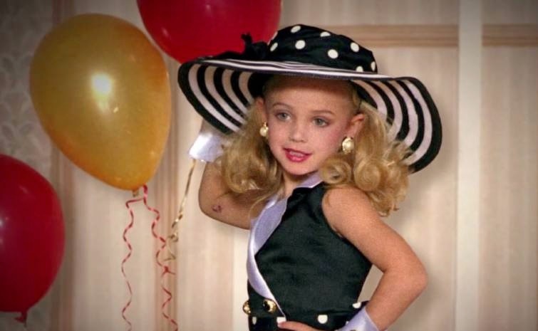 A 20 años del crimen de JonBenét Ramsey creen que un fotógrafo es el autor | Internacionales