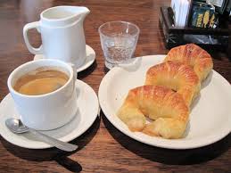 Precios Cuidados en Aeroparque: café con leche, de 73 a 35 pesos | Actualidad