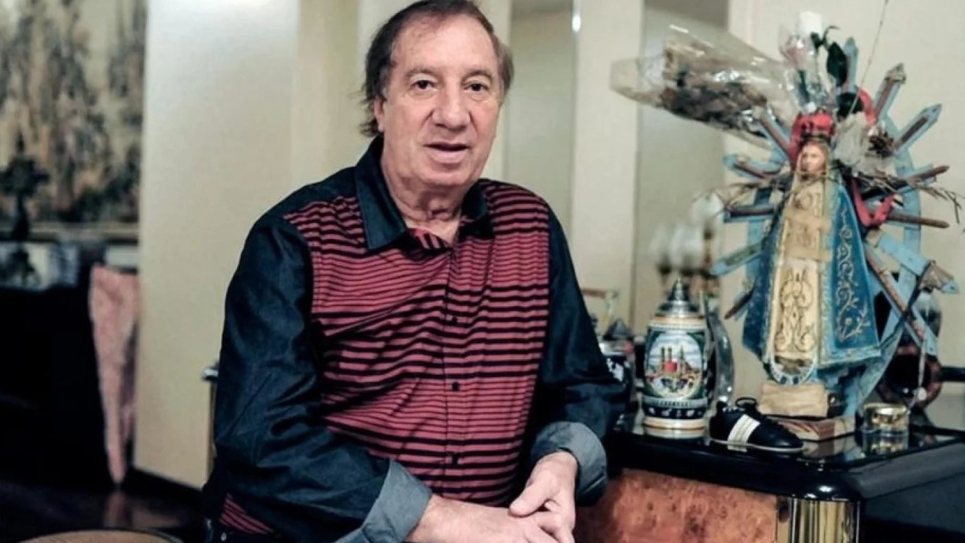 A Bilardo le sacaron el respirador artificial y pudo hacer un poco de kinesiología | Actualidad