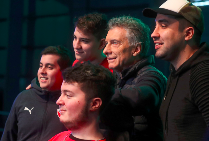 Macri se reunió con un grupo de gamers para seducir al voto millenial | Elecciones 2019